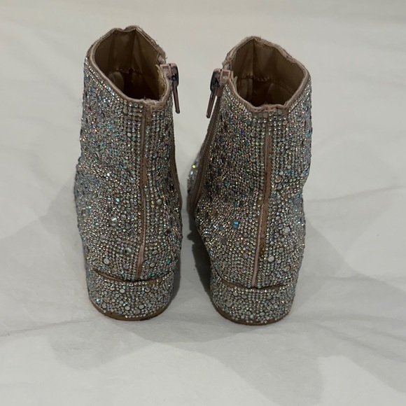 Betsy Johnson Kids Cady Sparkle Bootie - Picture 4 of 7